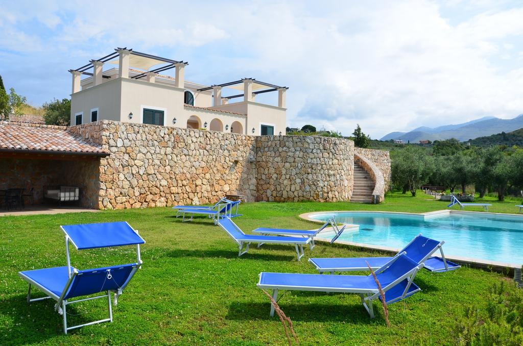 Collina Degli Ulivi B&B Itri Buitenkant foto