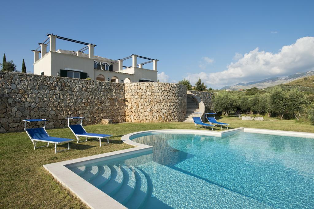Collina Degli Ulivi B&B Itri Buitenkant foto