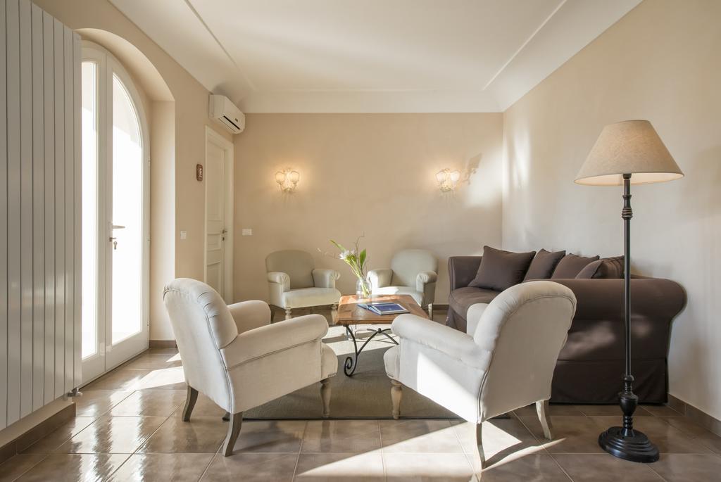 Collina Degli Ulivi B&B Itri Buitenkant foto