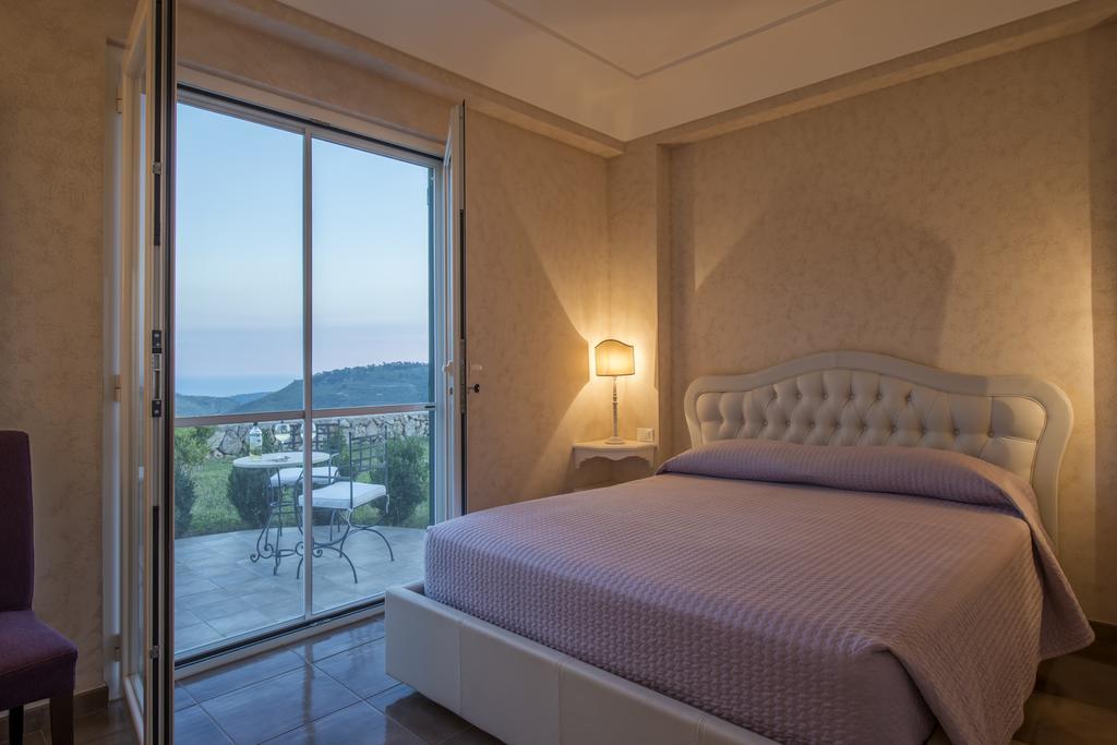 Collina Degli Ulivi B&B Itri Buitenkant foto